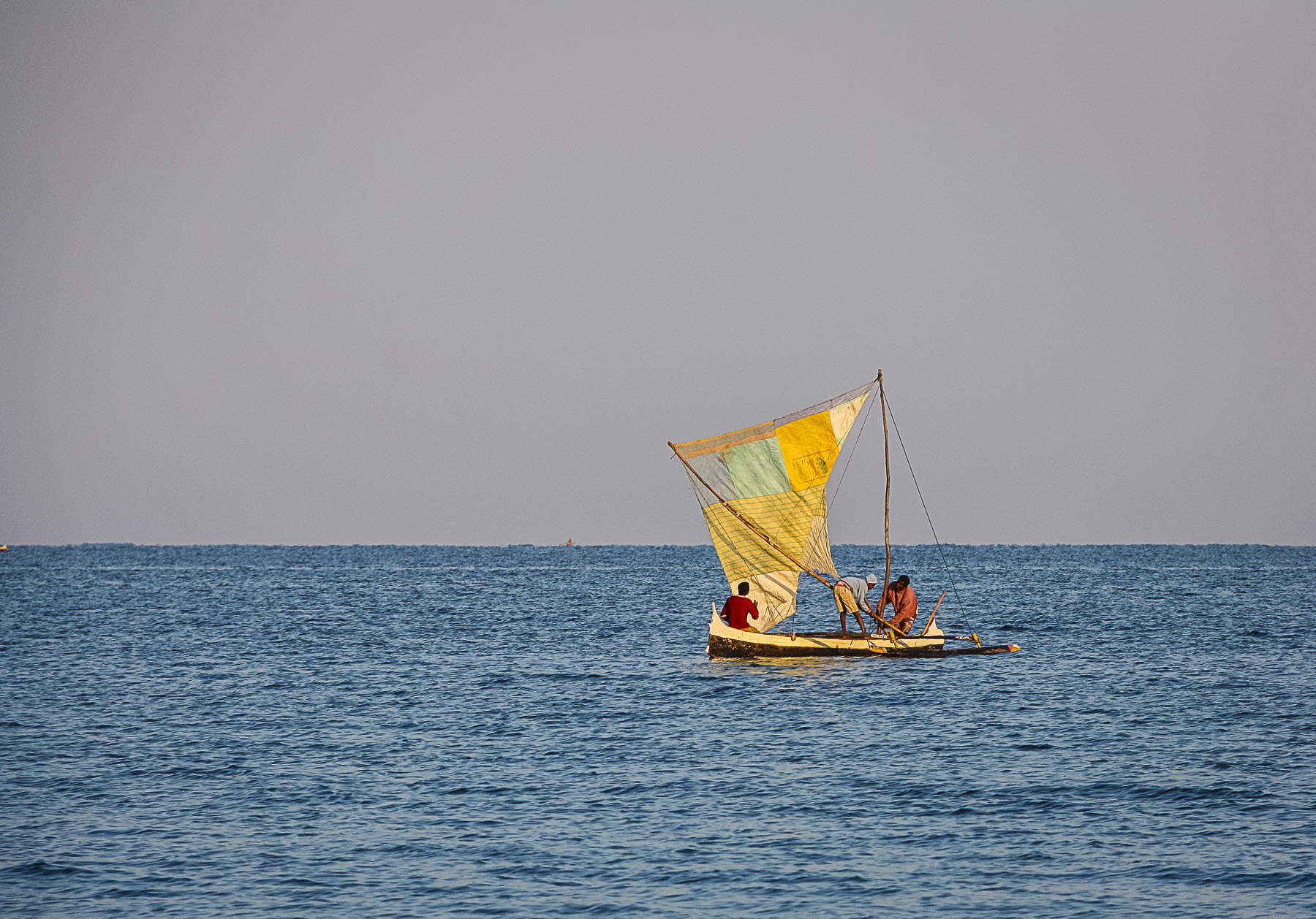 makeshift boat tulelar Madagascar